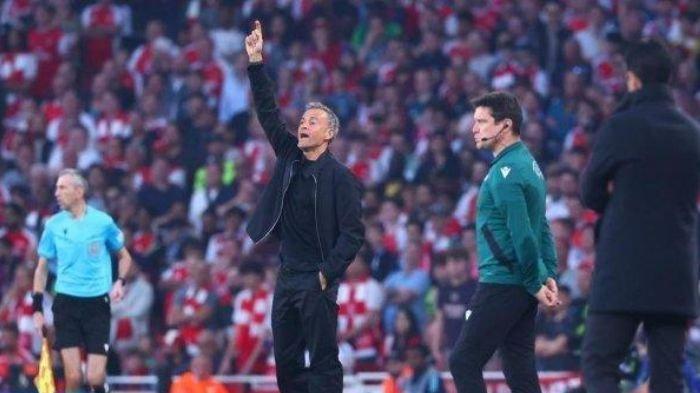 PSG UNGGUL SEMENTARA - Pelatih asal Spanyol, Luis Enrique dalam pertandingan leg pertama semifinal Liga Champions 2024/2025 antara Arsenal vs Paris saint-Germain (PSG) di Stadion Emirates, Rabu (30/4/2025) (Website PSG - 30/4/2025)