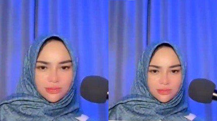 Nama selebgram Mira Ulfa menjadi sorotan hingga viral di media sosial. Ini setelah ia mengucap basmalah sambil diiringi musik DJ.