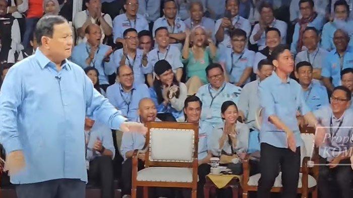 Momen Gibran Rakabuming Raka saat menjadi pemandu sorak dadakan ketika Prabowo Subianto memberikan jawaban di Debat Capres 2024