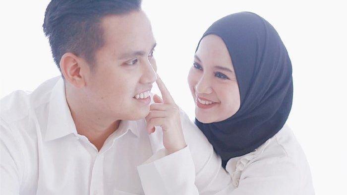 Nasib artis tinggal di rumah kontrakan setelah jadi istri Bupati.