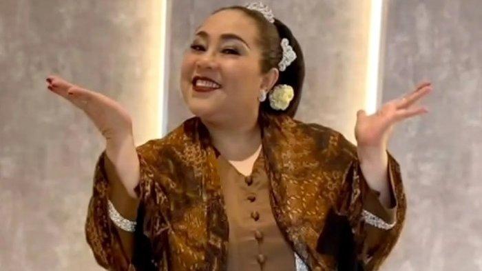 Nunung mengaku pernah beberapa kali pacaran dengan suami orang.
