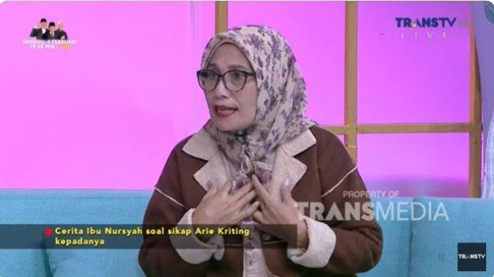 Nursyah tetap tak mau merestui pernikahan Arie Kriting dan Indah Permatasari meski Dewi Perssik sudah berusaha memberikan wejangan bijak.