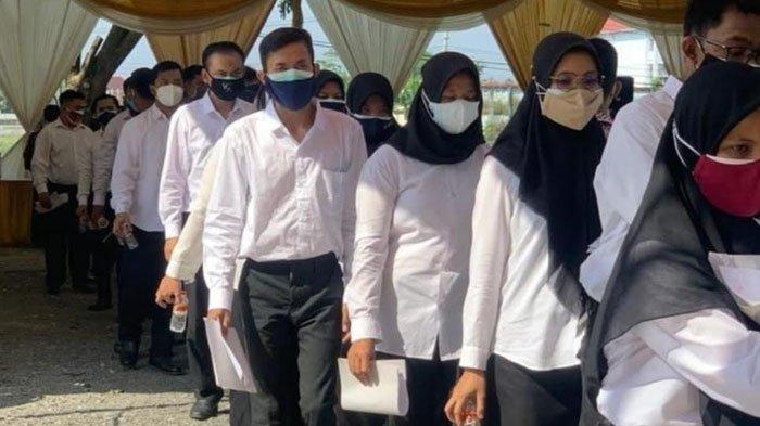 Para pendaftar tenaga PPPK di Lamongan pada tahun lalu.