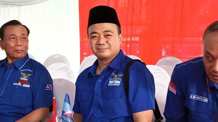 DESAK PENGAWASAN (Arsip) - Politisi Partai Demokrat Muhammad Arbayanto saat ditemui di Surabaya beberapa waktu lalu. Arba yang saat ini duduk sebagai anggota Komisi B DPRD Jatim, bereaksi keras atas fenomena temuan takaran Minyakita yang disunat.