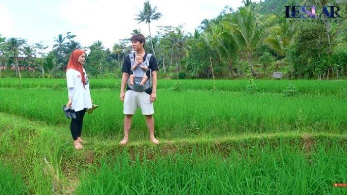 Rizky Billar berikan dukungan serta pasang badan untuk Lesti Kejora yang dihujat lantaran didapuk menjadi Duta Petani Milenial.