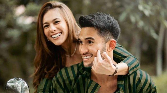 Wulan Guritno tak segan putuskan untuk berikan bunga Rp10 Juta jika Sabda Ahessa terlambat melunasi utangnya. Pasalnya sebelumnya Sabda Ahessa terus menunda bayar utangnya sampai akhirnya Wulan Guritno melayangkan gugatan perdata.