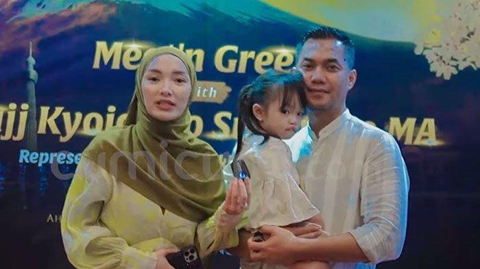 Zaskia Gotik kini mantap berhijab, bakal tinggalkan dunia hiburan