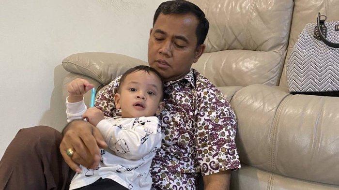 Haji Faisal dan Gala Sky Andriansyah.