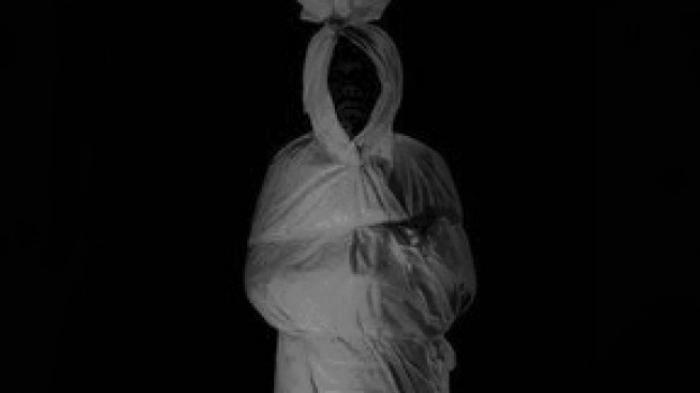 ILUSTRASI berita penampakan pocong palsu di Sulawesi.