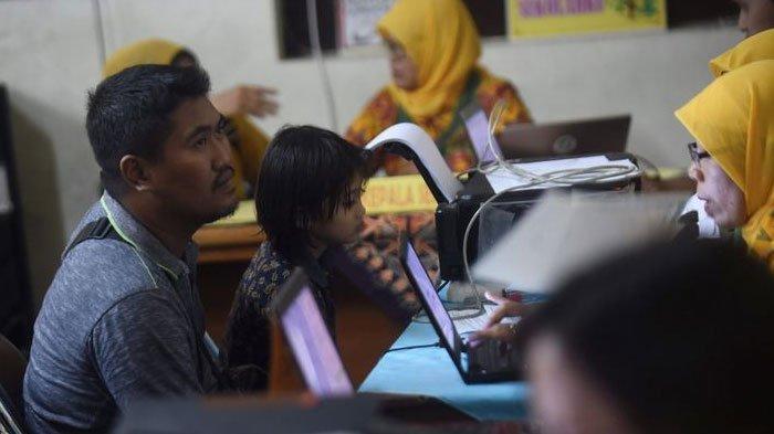 ILUSTRASI PPDB.