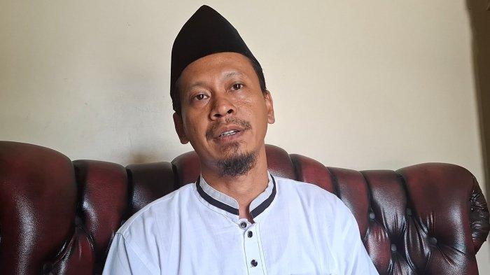 BERDUKA - Kakak Sepupu Almarhumah Sheila Amalia Christanti (21), di Rumah Duka di Desa Rejosari, Kecamatan Kebonsari, Kabupaten Madiun, Minggu pukul 10.00 WIB (13/4/2025).Keluarga ungkap aktivitas terakhir almarhumah, sebelum ditemukan di Magetan Sabtu (12/4/2025).