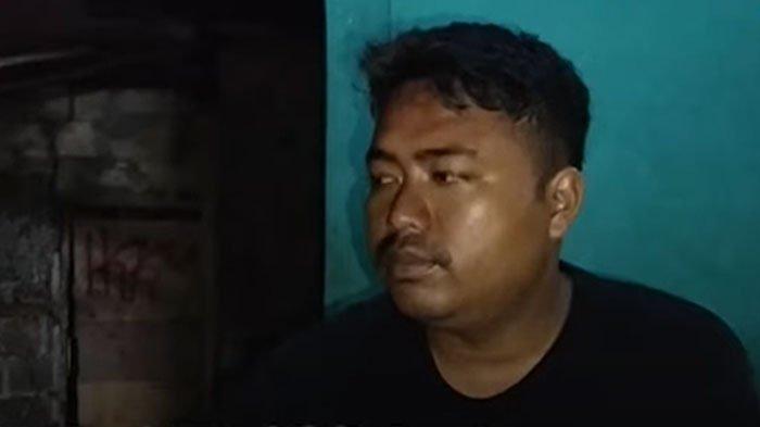 JASA SANTO SURUH - Pria bernama Susanto (30) yang viral di media sosial usai membuka jasa disuruh apa saja. Kini ia meraih kesuksesan di mana jasanya makin dikenal masyarakat luas, bahkan sudah memiliki mitra pekerja sebanyak 50 orang. Santo dulunya tukang antar galon, Senin (7/4/2025).