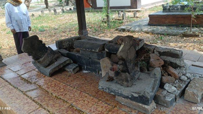Makam bersejarah di komplek pemakaman Batoro Katong, Kelurahan Setono, Kecamatan Jenangan, Kabupaten Ponorogo dirusak.