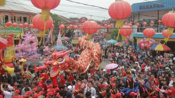 Perayaan Cap Go Meh di Singkawang, Kalimantan Barat, Kamis (1/3/2018) sore.