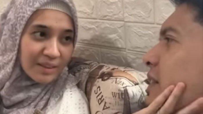 Dhini Aminarti dan Dimas Seto