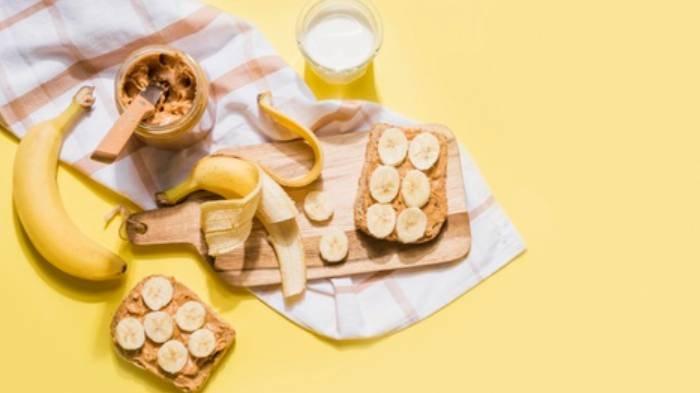 Pisang bisa menjadi alternatif buat kamu yang sedang menjalani program penurunan berat badan.