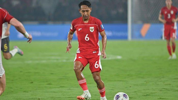 DIJULUKI MESSI KECIL - Beckham Putra melakukan debut bersama Timnas Indonesia senior pada laga Kualifikasi Piala Dunia 2026 Zona Asia saat mengalahkan China, Kamis (5/6/2025) di Stadion Utama Gelora Bung Karno, Senayan, Jakarta. Beckham dijuluki oleh media China sebagai Messi kecil dari Indonesia.