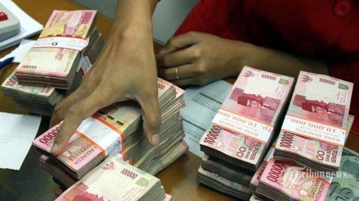 Ilustrasi warga setorkan uang Rp55 juta biar jadi 2 miliar malah dapat uang mainan.
