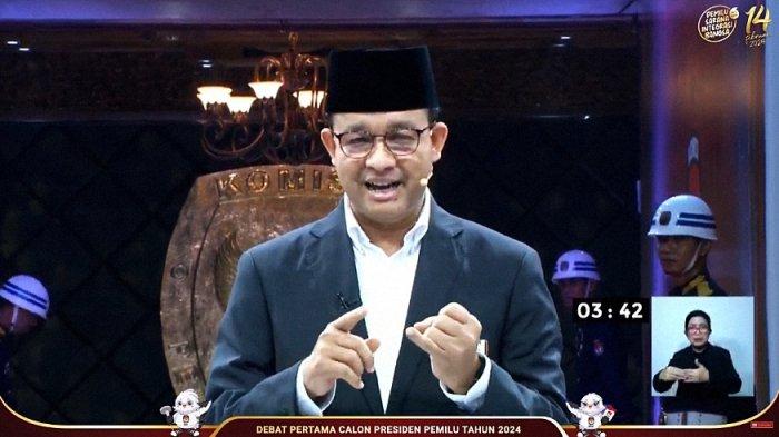 Anies Baswedan, Capres 2024, di Debat Capres Pertama, Gedung KPU RI, Selasa (12/12/2023)