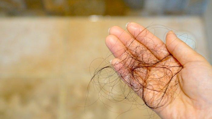 Arti Mimpi Menarik Rambut dari Tenggorokan, Apakah Ada Pertanda Buruk di Kehidupan Nyata?
