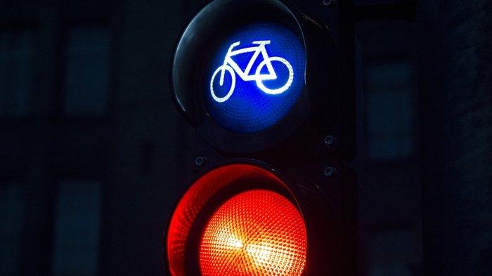 8 Arti Mimpi Tentang Lampu Lalu Lintas Menurut Primbon Jawa, Tanda Anda Mendapat Petunjuk dari Semesta