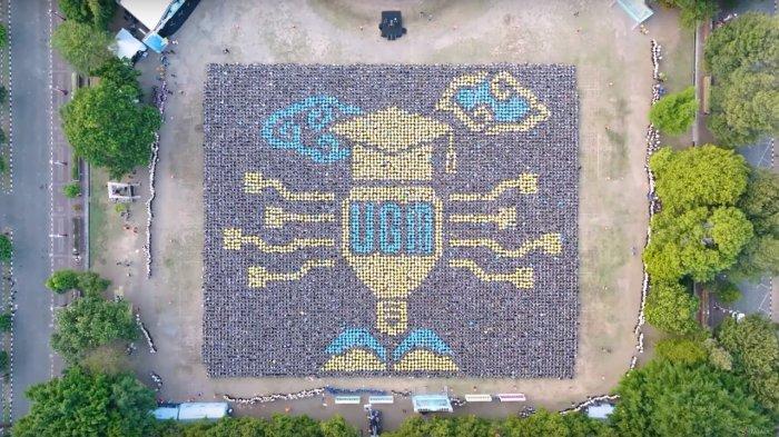 Formasi PPSMB UGM 2023 yang dilakukan di Lapangan Pancasila Grha Sabha Pramana, Sabtu (5/8/2023)