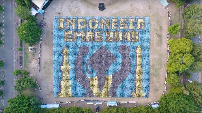 Formasi PPSMB UGM 2023 yang dilakukan di Lapangan Pancasila Grha Sabha Pramana, Sabtu (5/8/2023)