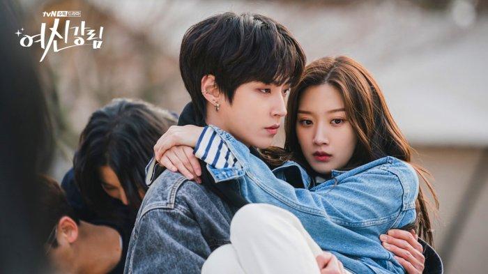 Han Seo Jun (Hwang In Hyeop) dan Lim Ju Hyung (Moon Ga Young) di drama Korea True Beauty