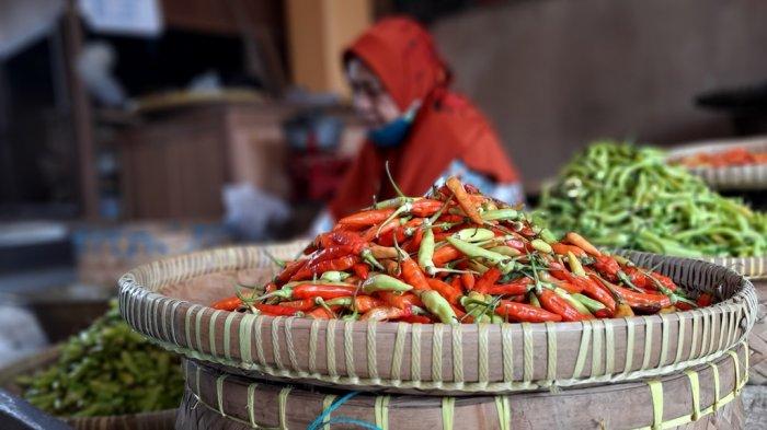 Komoditas cabai yang dijual pedagang di Pasar Beringharjo, Kota Yogyakarta.
