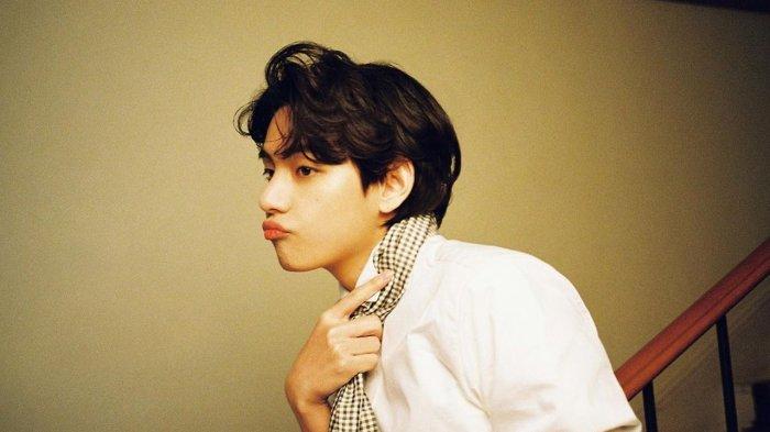 Jadwal V BTS di Acara CELINE Dibatalkan, Kota-kota di Prancis Kisruh, Ada Apa?