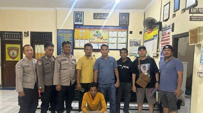 Jajaran personel Polsek Klaten bersama pelaku