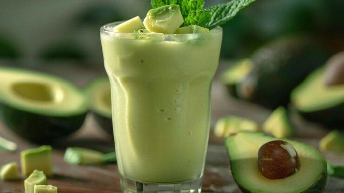 Fresh Avocado and Avocado Juice Nutritious and Creamy Beverage with Tropical Flavors and Health