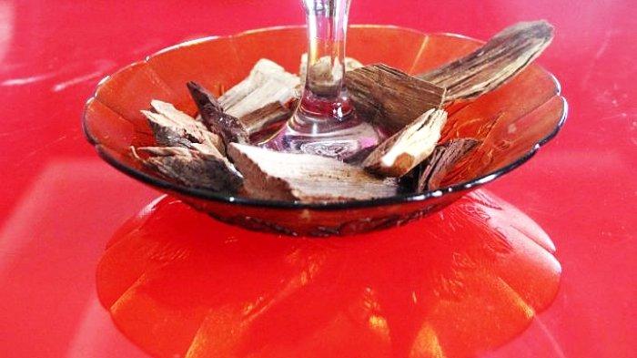 Kayu Sepang, bahan membuat Air Sepang