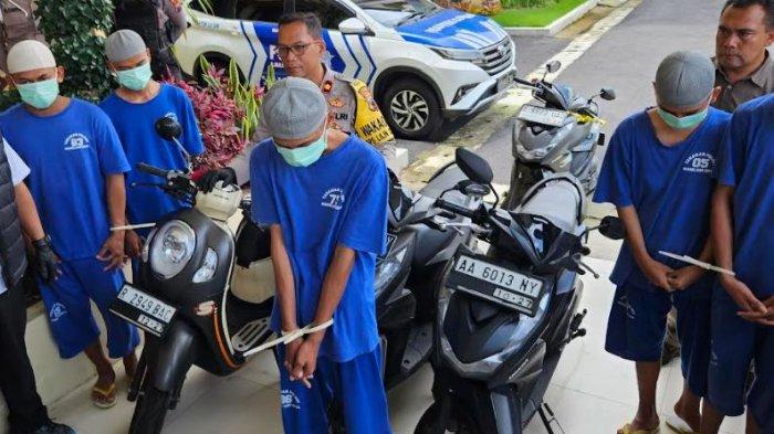 Polres Magelang Kota berhasil meringkus komplotan spesialis pencurian sepeda motor yang beraksi di sejumlah rumah kos di wilayah Magelang Utara, Kota Magelang