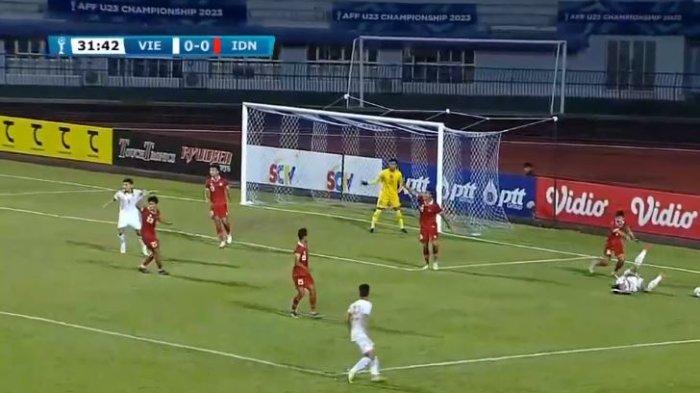 Live Streaming SCTV Vietnam vs Indonesia di Final Piala AFF U-23 2023 Vietnam vs Indonesia pada Sabtu (26/8/2023) dimulai pukul 20.00 WIB.