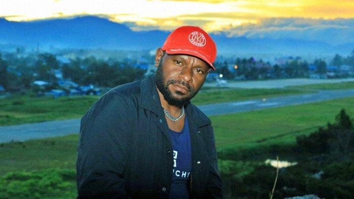 Musa Pagawak alias B*DJING*NXXXI rapper asal Papua