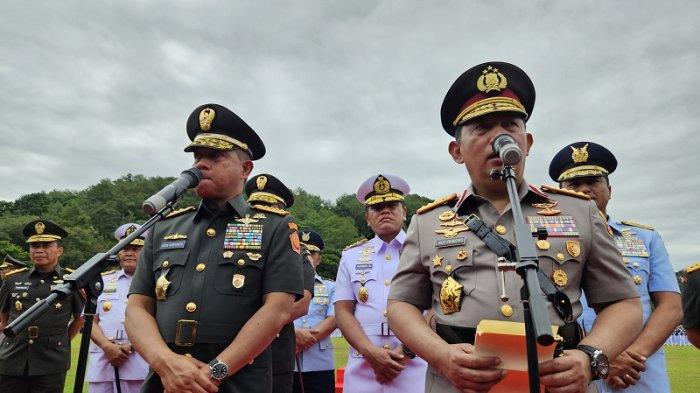 Panglima TNI Jenderal Agus Subiyanto bersama Kapolri Jenderal Listyo Sigit Prabowo