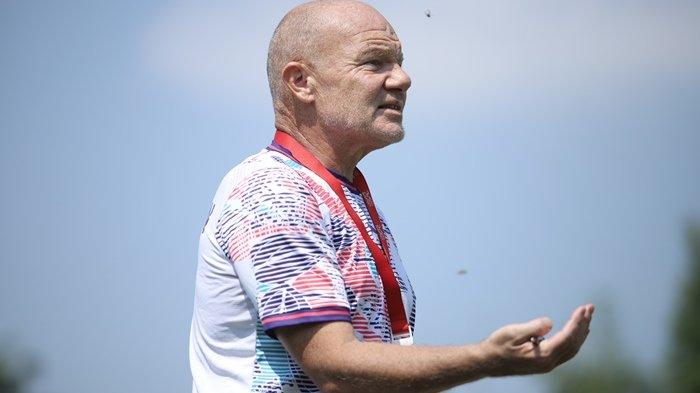 Pelatih PSS Sleman, Bertrand Crasson.