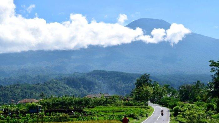 Pemandangan Gunung Slamet, Jawa Tengah