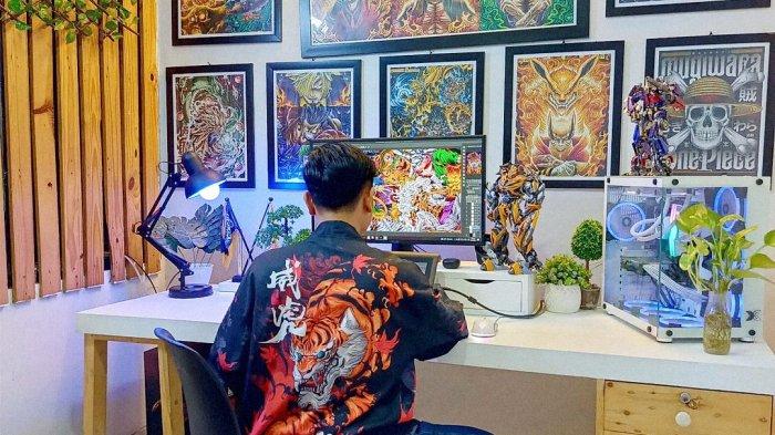 Febru Danar Surya (Aru) saat mengerjakan project Sultan Desain