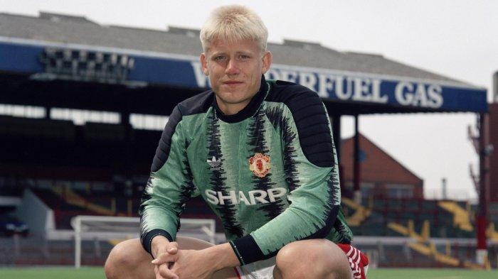 Kiper legendaris Manchester United, Peter Schmeichel.