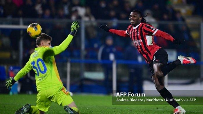 Rafael Leao di pertandingan Serie A antara Como vs AC Milan di Stadion U-Power 14 Januari 2025.