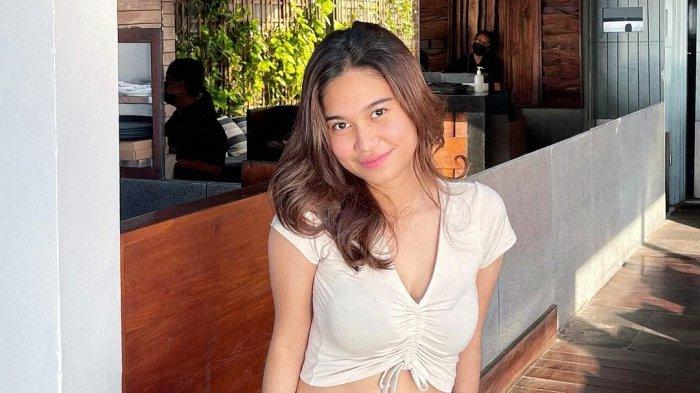 Sekilas Profil Azizah Salsha
