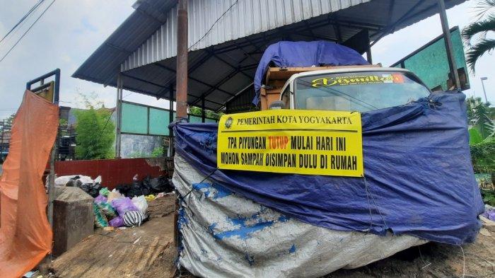 Penumpukan sampah di salah satu tempat pembuangan sementara di Kota Yogyakarta, saat TPA Piyungan tutup beberapa waktu lalu.