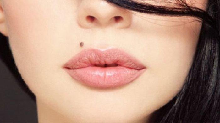 Tahi Lalat Di Bibir Atas
