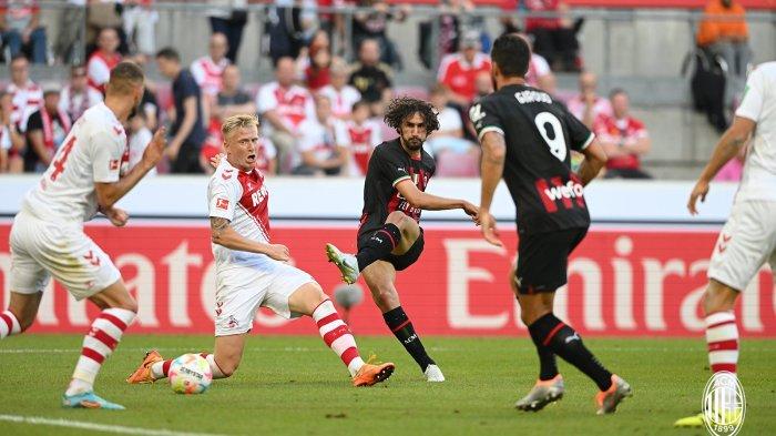 Yacine Adli saat AC Milan vs FC Koln
