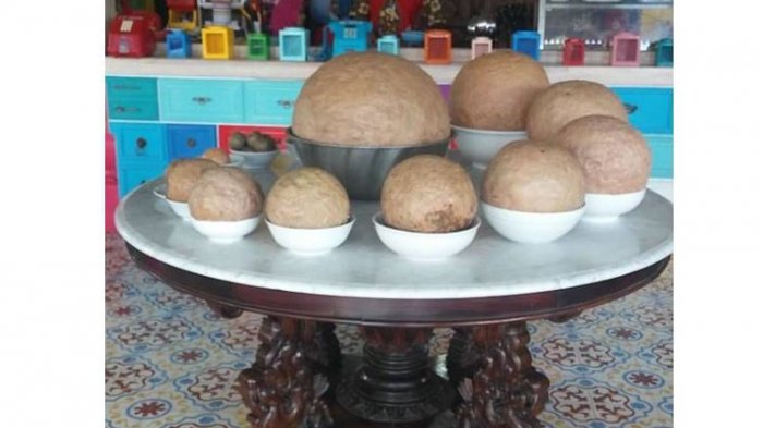 Bakso jumbo berbobot 55 kg, Bakso Petir Dasyat, di Warung Bakso Klenger Ratu Sari 2, Depok, Yogyakarta. Jumat (7/9/2018).