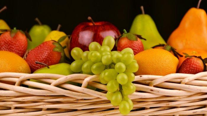 konsumsi buah - buahan untuk mendehidrasi kulit