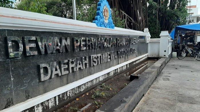 Gedung DPRD DIY di Jalan Malioboro, Senin (11/1/2021)