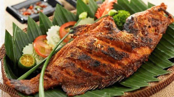 Ilustrai ikan bakar